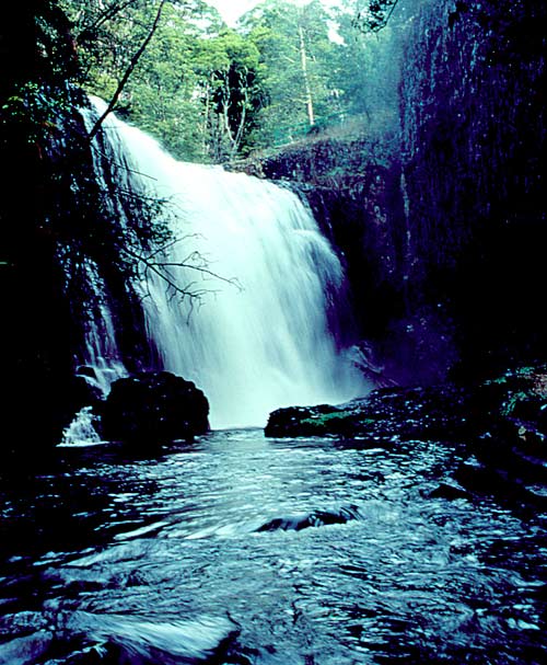 image of waterfall